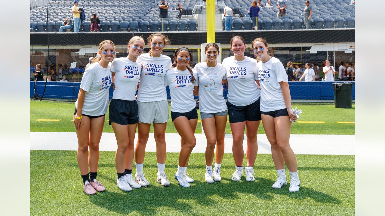 Chargers & LA Bowl Host Girls' Flag Football Event at SoFi Stadium