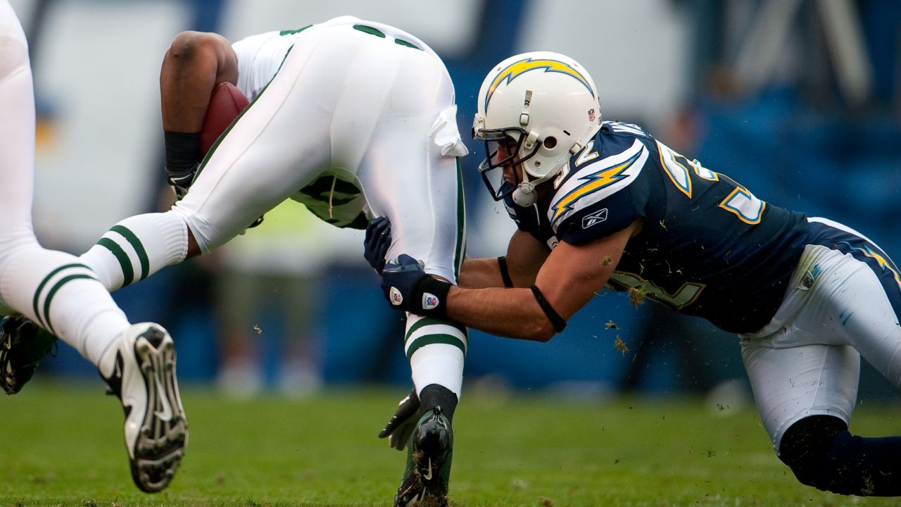 Eric Weddle Signed 11x14 Los Angeles Chargers Photo BAS – Sports