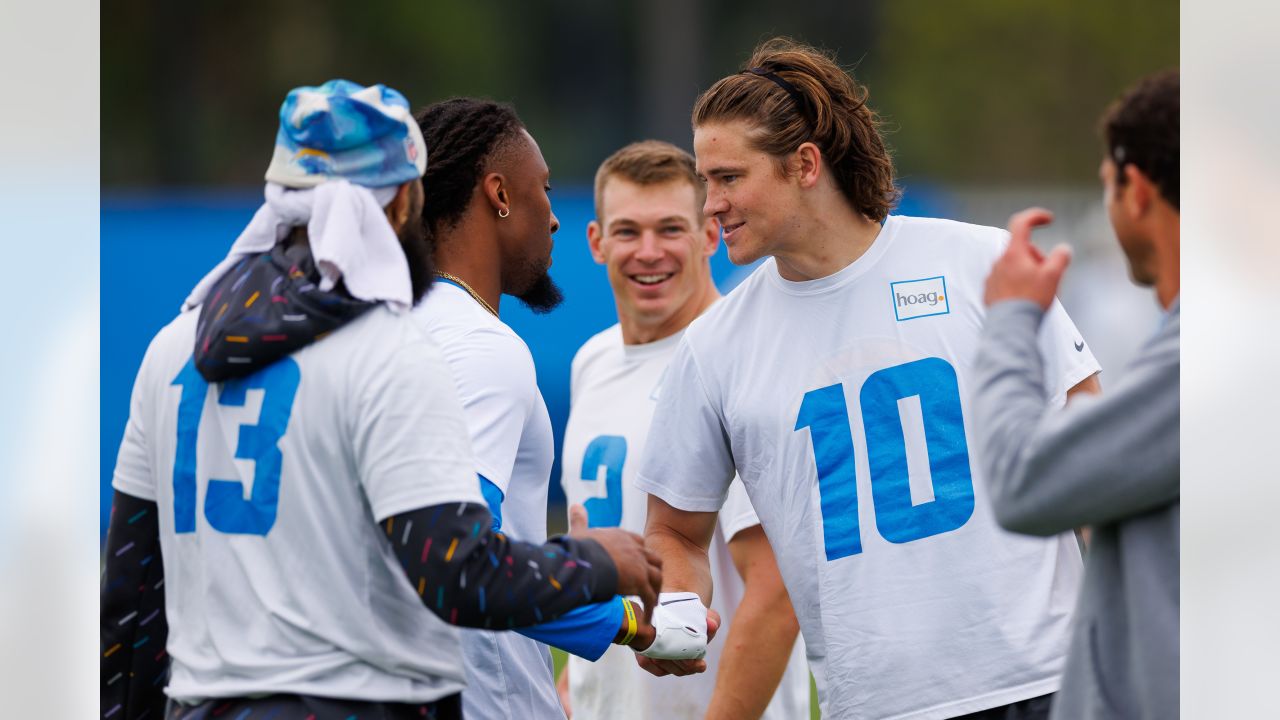 Chargers star QB Justin Herbert is tough, steady and ready for his playoff  debut - The Athletic