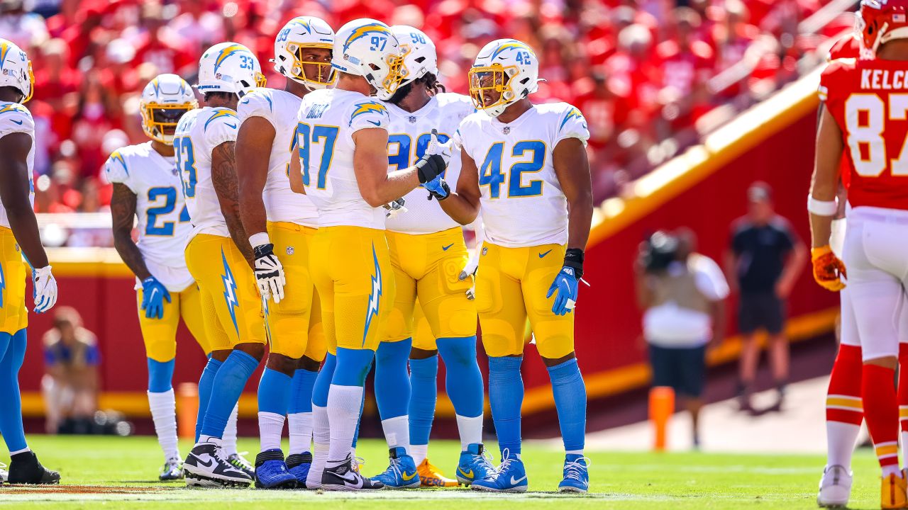 Photos: Chargers at Chiefs In-Game