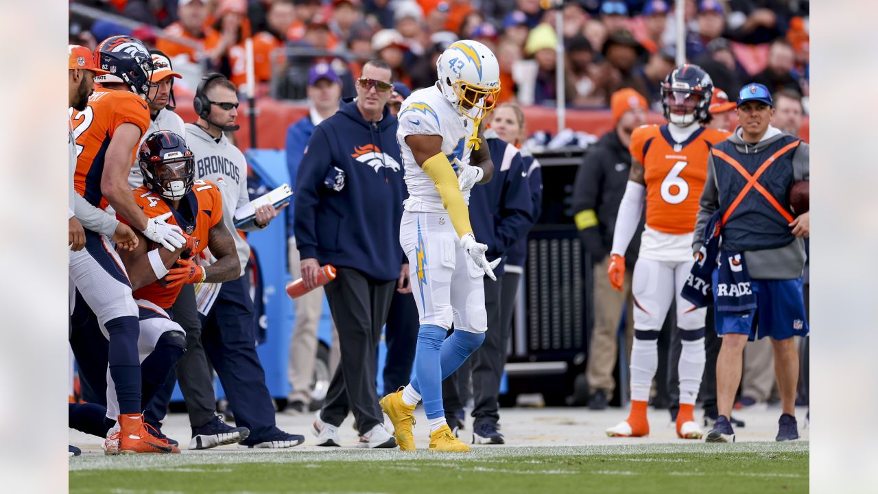 Snap Counts: Los Angeles Chargers at Denver Broncos