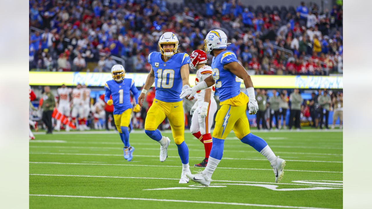 Los Angeles Chargers vs. Kansas City Chiefs, live stream, preview, TV  channel, time, odds, how to watch TNF - BVM Sports