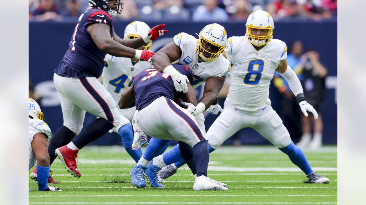 Houston, TX, USA. 26th Dec, 2021. Los Angeles Chargers cornerback Davontae  Harris (28) prior to an NFL football game between the Los Angeles Chargers  and the Houston Texans at NRG Stadium in