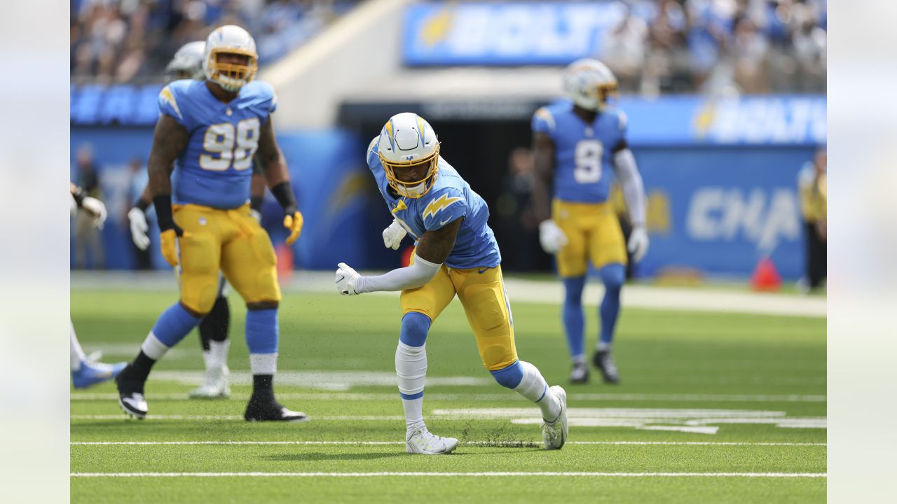 Chargers vs Chargers final score: Los Angeles 24, Las Vegas 19 - Bolts From  The Blue