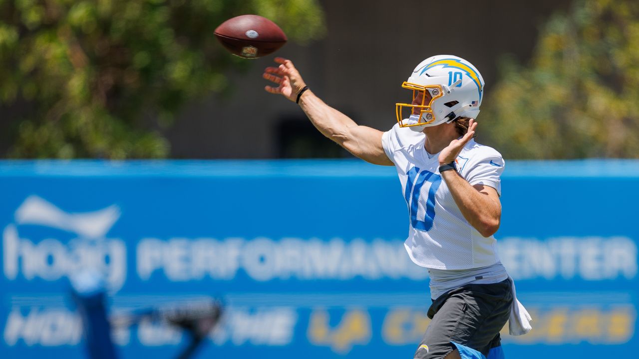 Public backing Chargers QB Justin Herbert for 2022 MVP