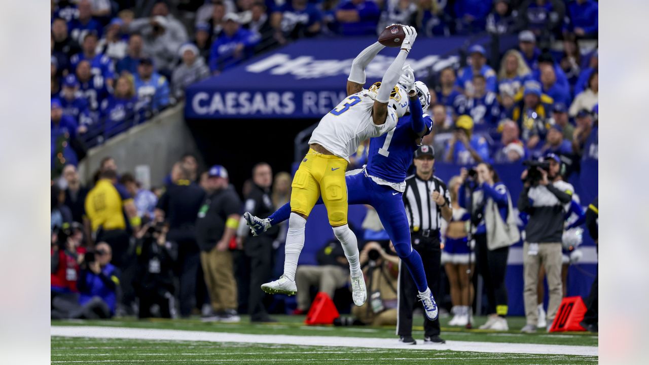 Indianapolis Colts Yuck Their Way to Loss vs. Los Angeles Chargers - Sports  Illustrated Indianapolis Colts News, Analysis and More