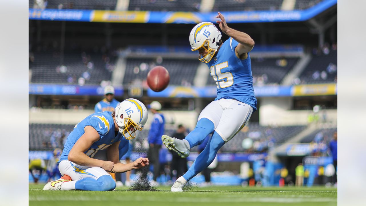 Chargers Edge Rams 13-6 in SoFi Stadium's First Game With Fans – NBC Los  Angeles