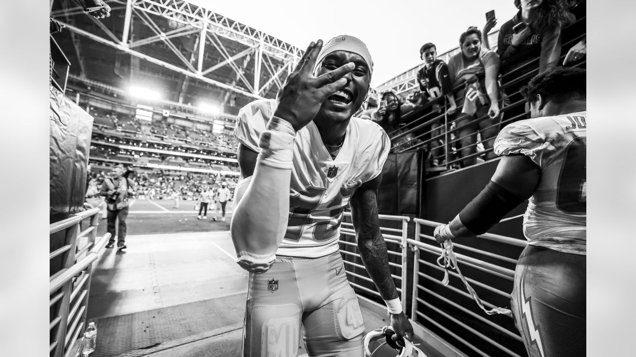 Denver Broncos linebacker Christopher Allen (45) watches game action during  an NFL pre-season game against the Arizona Cardinals, Friday, Aug. 11,  2023, in Glendale, Ariz. (AP Photo/Rick Scuteri Stock Photo - Alamy