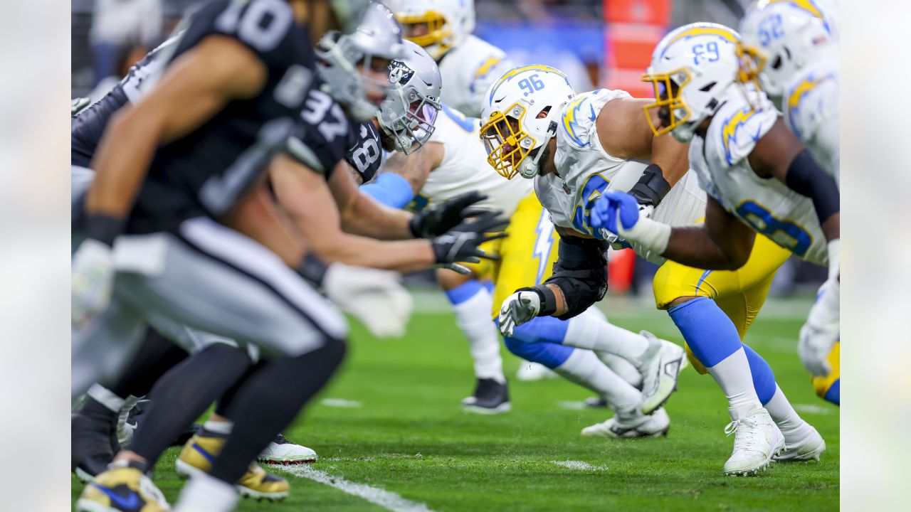 Chargers-Jets Final Score: Los Angeles Chargers Defeat the New York Jets  14-7 - Bolts From The Blue