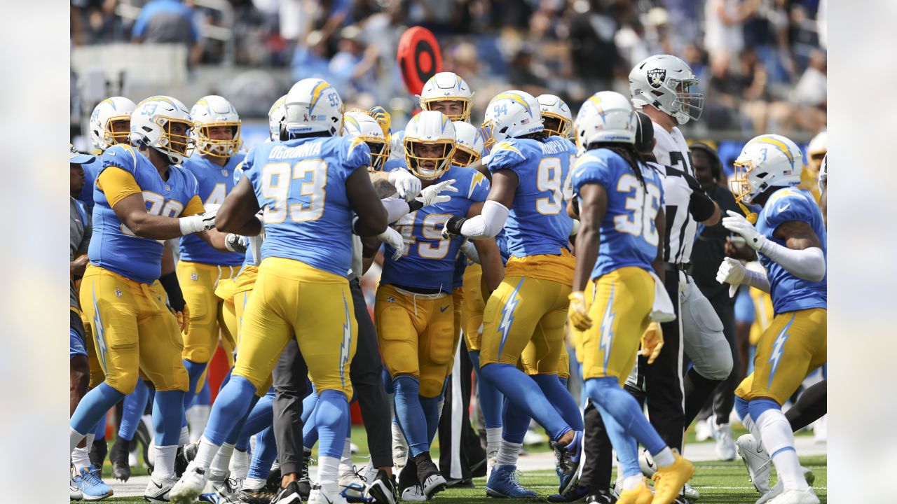 FlightReacts To Los Angeles Chargers vs. Las Vegas Raiders