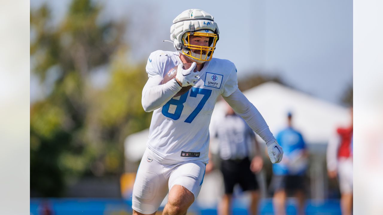 Former Orem Tiger Alohi Gilman Snags First Career Interception During  Chargers/Chiefs Game