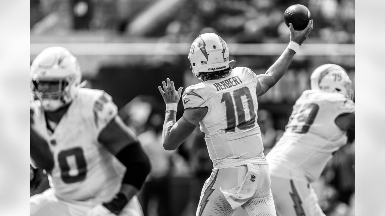 Nike Justin Herbert Los Angeles Chargers Game Gray Atmosphere