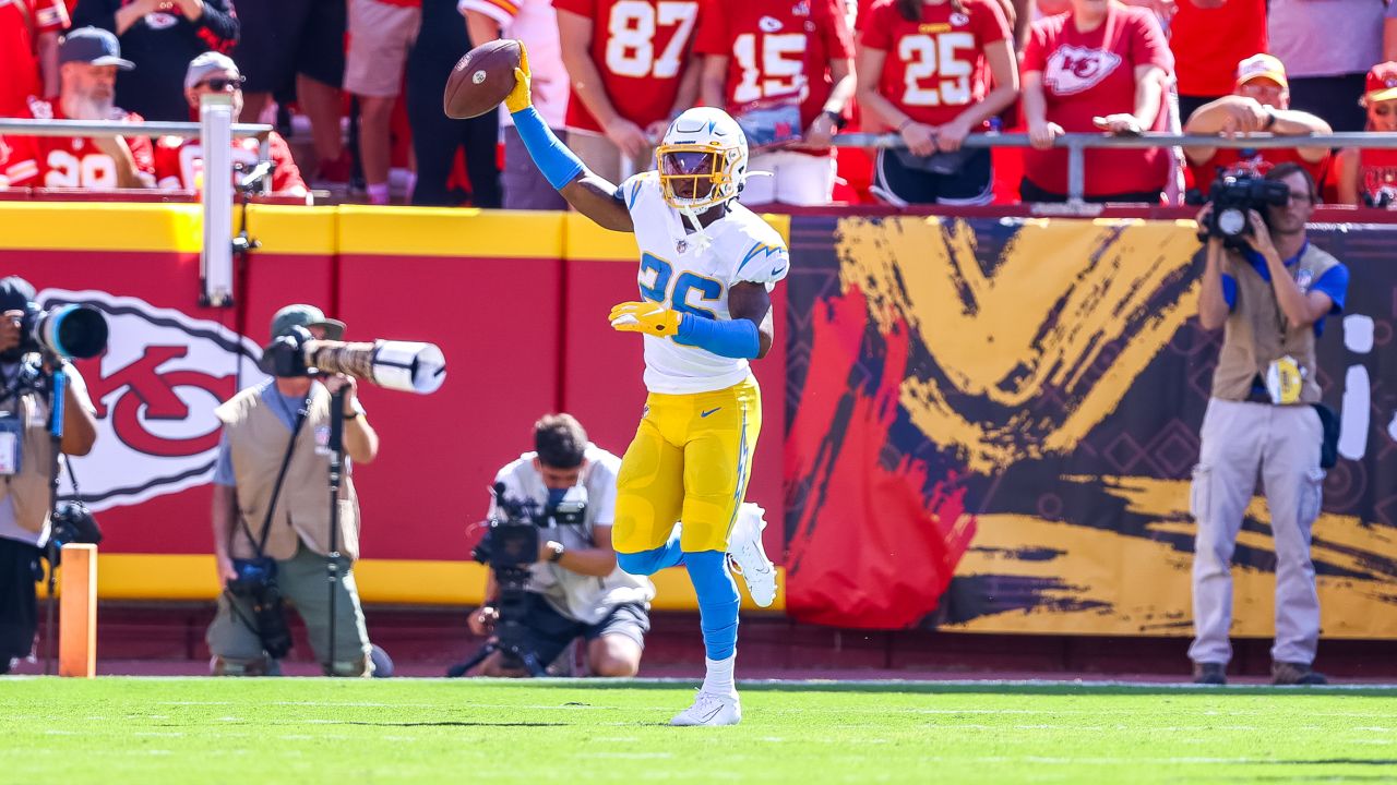 Photos: Chiefs vs. Chargers In-Game