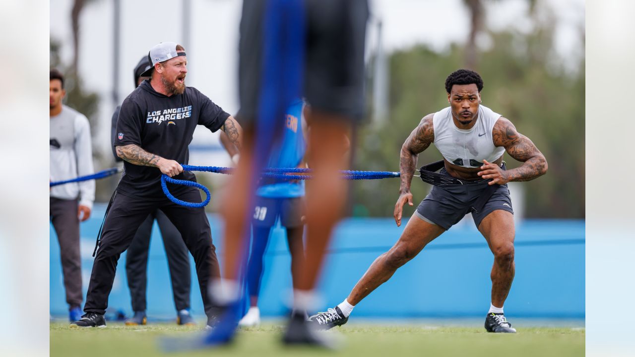 Chargers News: NFL Columnist Believes LA's RB2 Will Have a Huge 2023  Campaign - Sports Illustrated Los Angeles Chargers News, Analysis and More