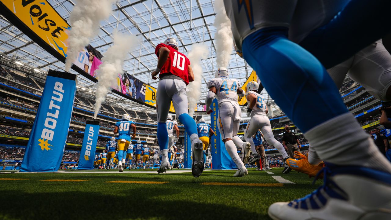 Thousands gather at SoFi Stadium for Chargers DraftFest to watch NFL dreams  come true 