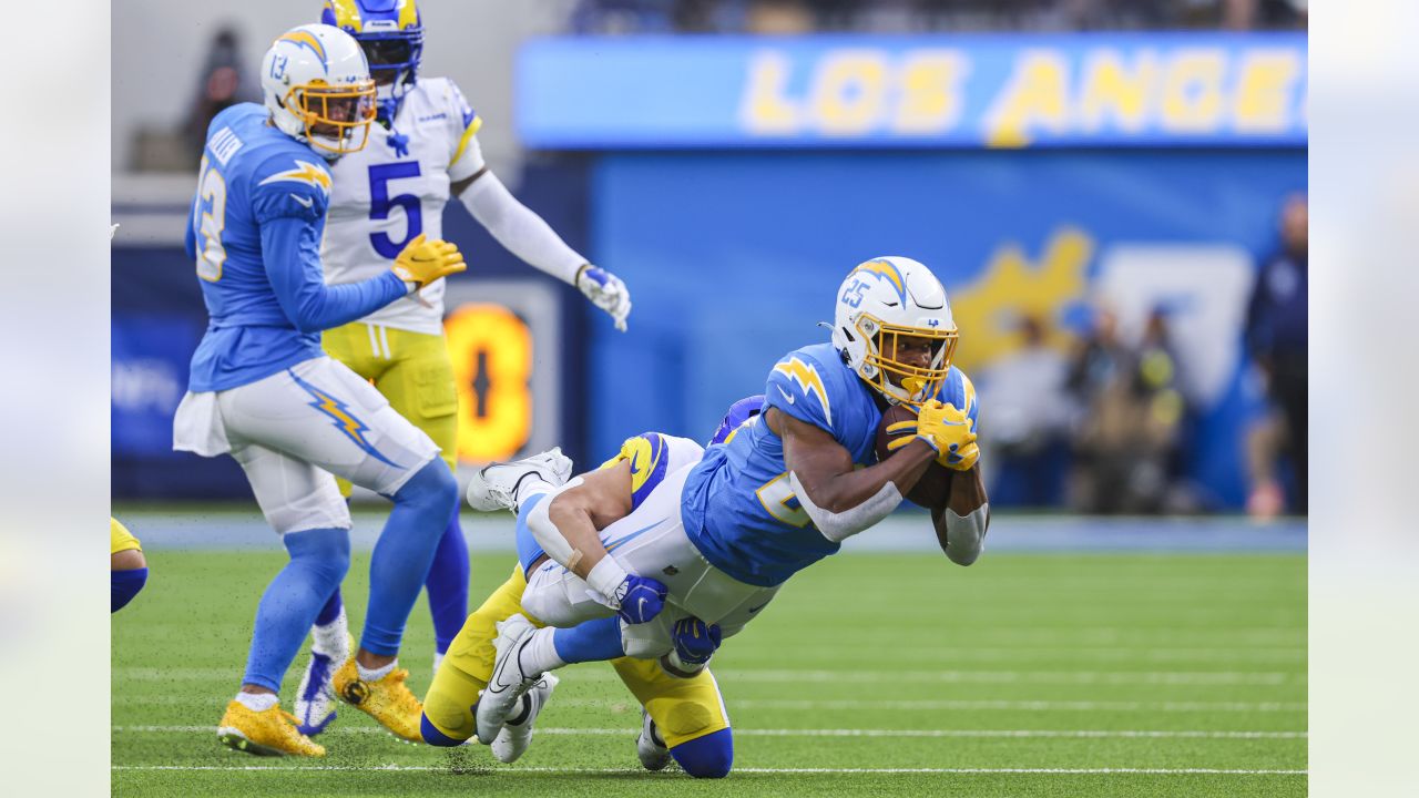 Los Angeles Rams vs Los Angeles Chargers - January 01, 2023