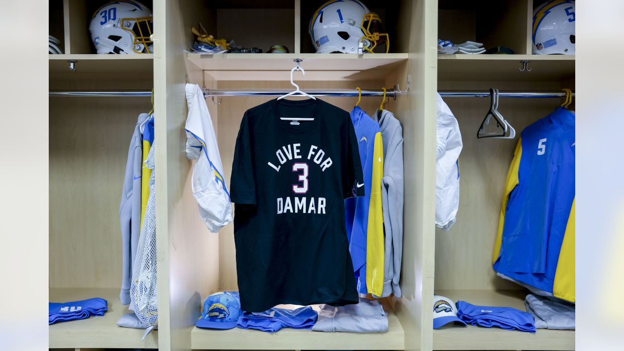 From the locker room to the field: Broncos at Chargers