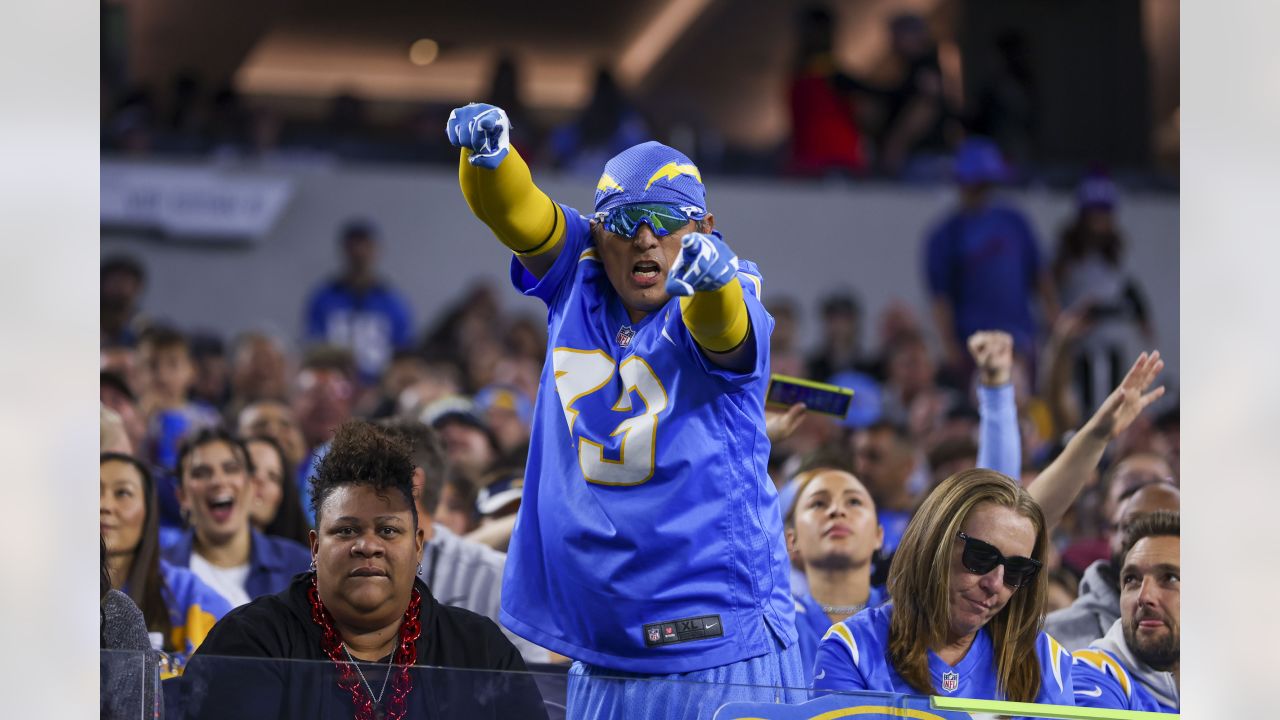 Chargers News: Bolts vs. Chiefs named a top-5 primetime game of 2022 -  Bolts From The Blue