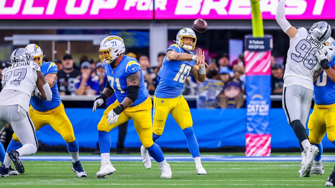 Snap Counts: Los Angeles Chargers vs. Las Vegas Raiders