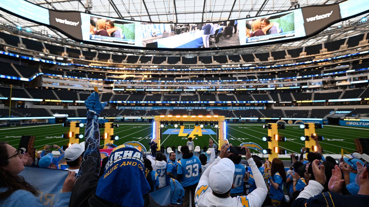 Chargers Offer Open House At SoFi For DraftFest Event - East L.A. Sports  Scene