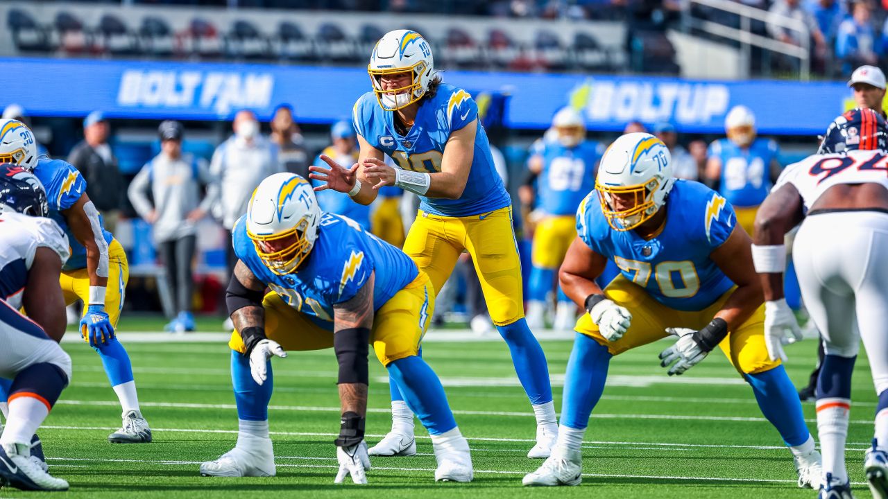 Los Angeles Chargers vs Denver Broncos final score: Bolts win on