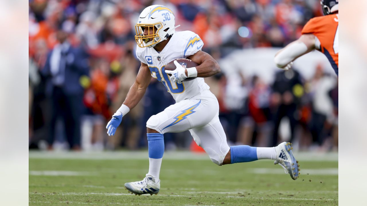 Chargers' Williams questionable for playoff game vs. Jaguars