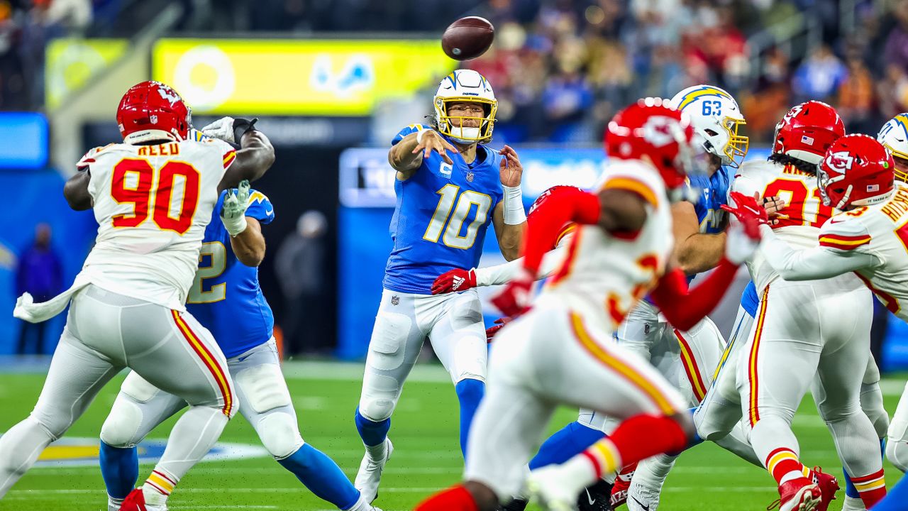 Los Angeles Chargers @ Chiefs: Week 2 snap counts - Bolts From The Blue