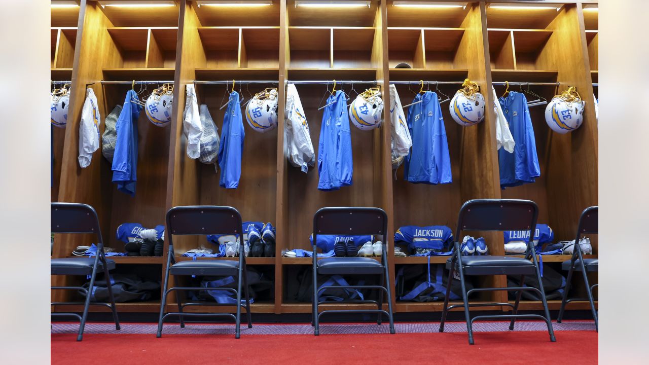 Photos: Titans vs. Chargers Pregame