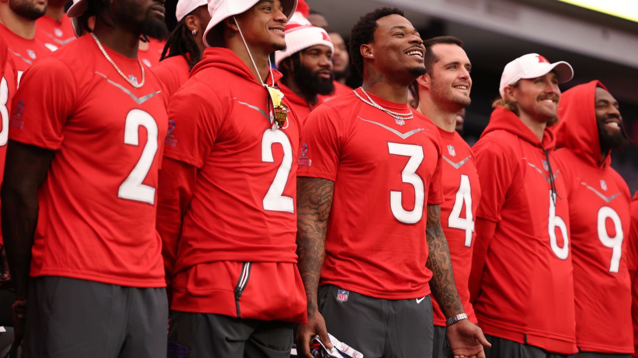 Los Angeles Chargers safety Derwin James Jr. (3) looks into the backfield  during an NFL football game against the San Francisco 49ers, Sunday,  Nov.13, 2022, in Santa Clara, Calif. (AP Photo/Scot Tucker