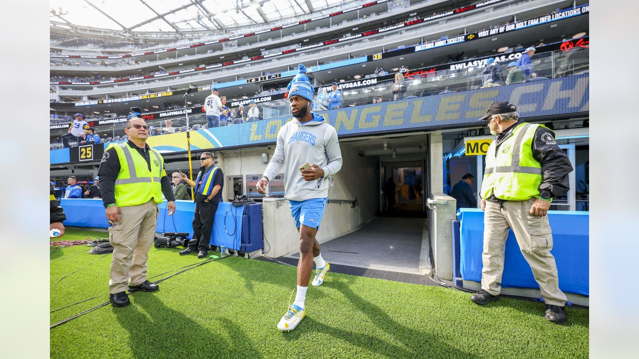 Los Angeles Rams and Los Angeles Chargers jerseys on display at the  Equipment Room team store atf SoFi Stadium, Monday, May 24, 2021, in  Inglewood, C Stock Photo - Alamy