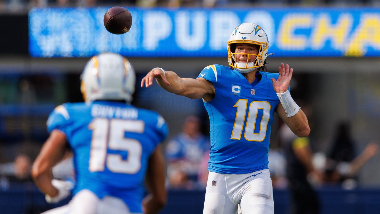 Justin Herbert Los Angeles Chargers Pet Jersey Medium | Carroll's Sports Cove