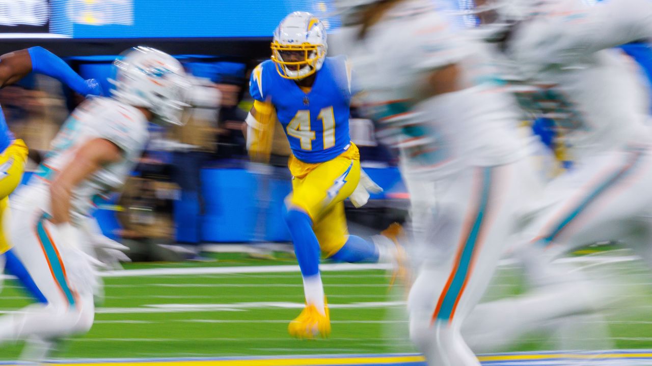 Los Angeles Chargers offensive tackle Trey Pipkins III (79) during the  first half of an NFL football game against the Arizona Cardinals, Sunday,  Nov. 27, 2022, in Glendale, Ariz. (AP Photo/Rick Scuteri