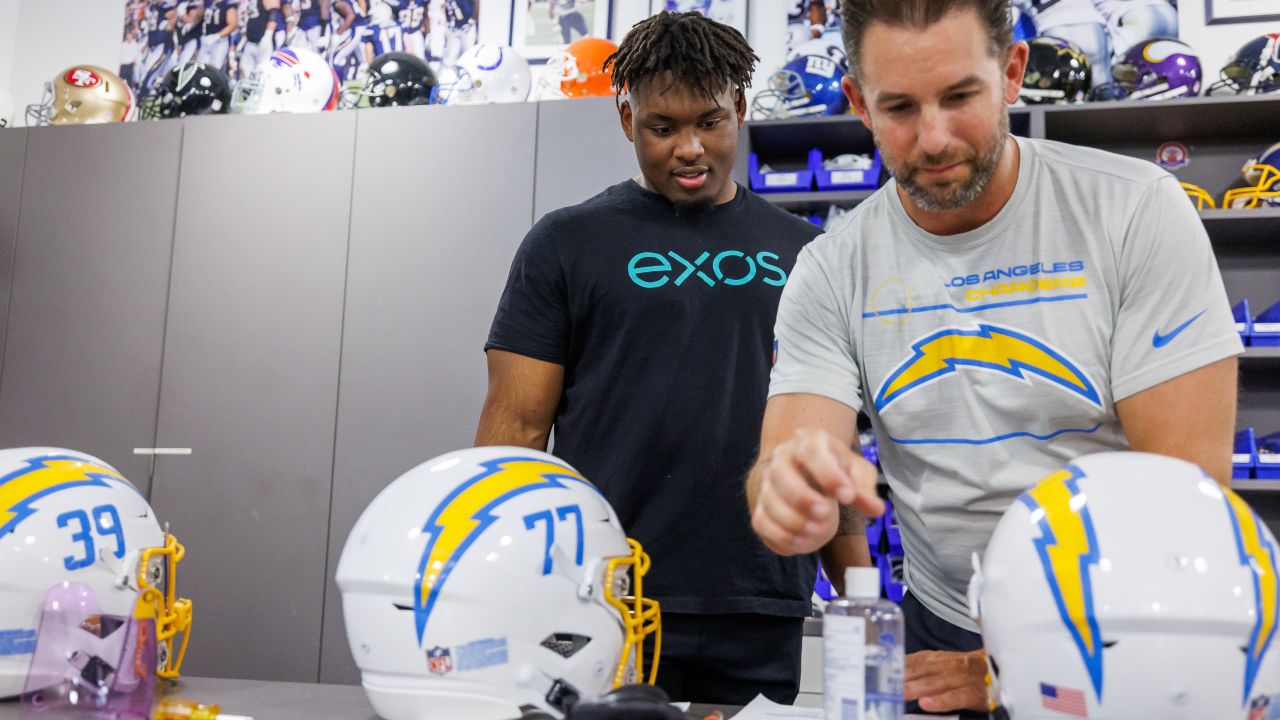 Los Angeles Chargers center Isaac Weaver (60) during an NFL