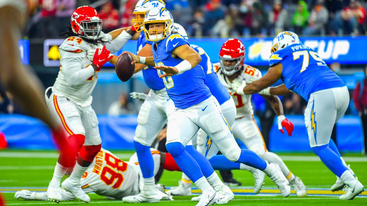 Chiefs 34-28 Chargers: Chiefs 34-28 Chargers: Score and highlights