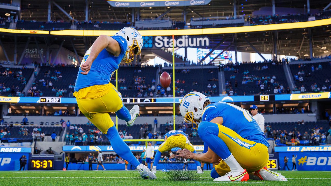 2022 Chargers Mid-Season Recap: A Position-By-Position Breakdown - LAFB  Network