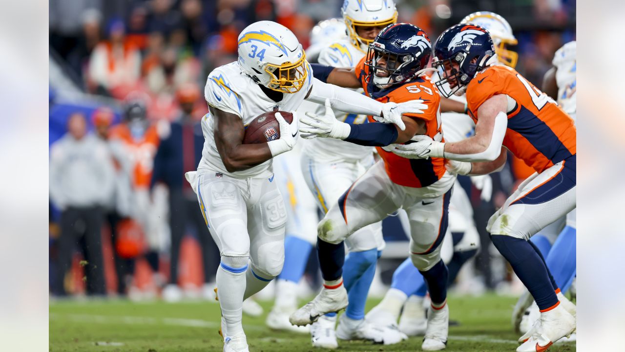 Snap Counts: Los Angeles Chargers at Denver Broncos