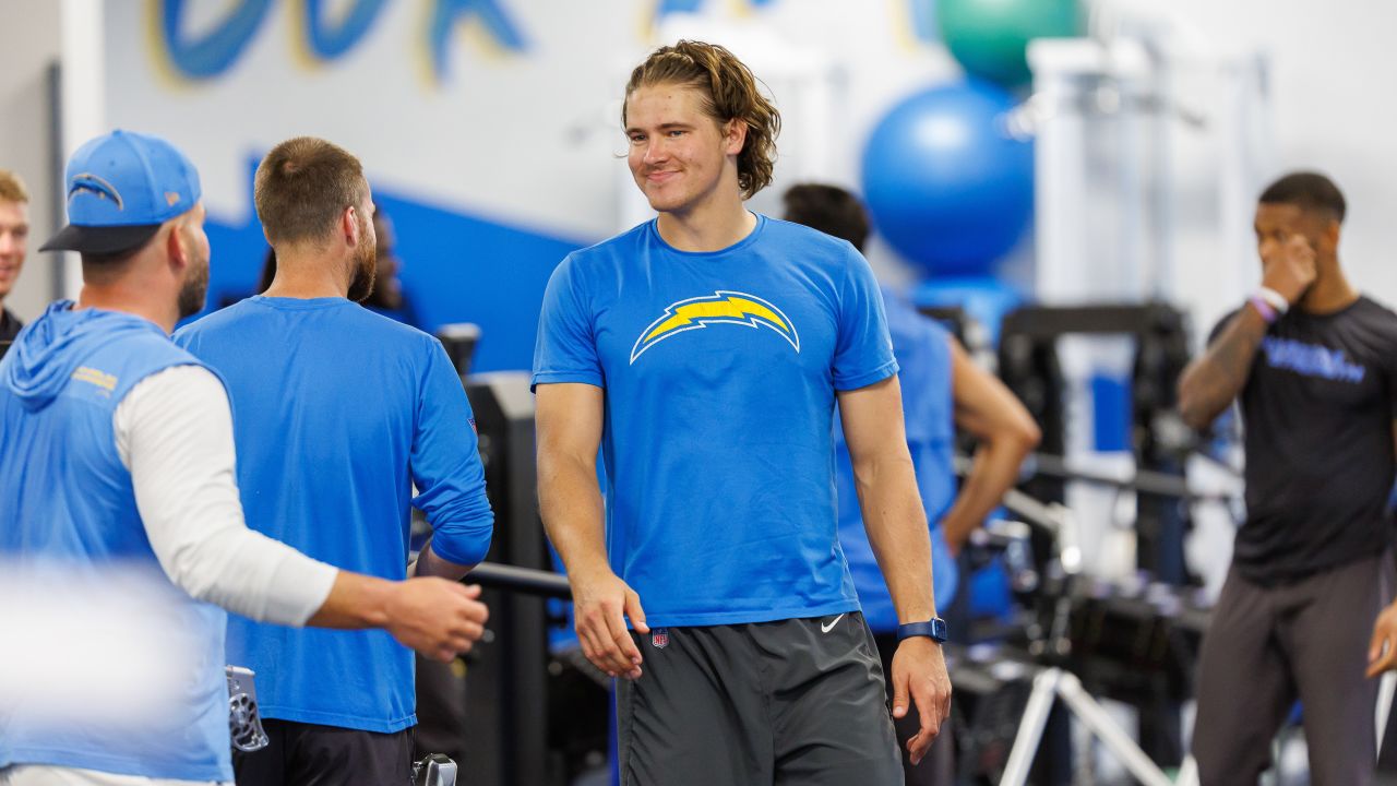 Justin Herbert contract details: Chargers, QB agree to mammoth extension on  eve of training camp