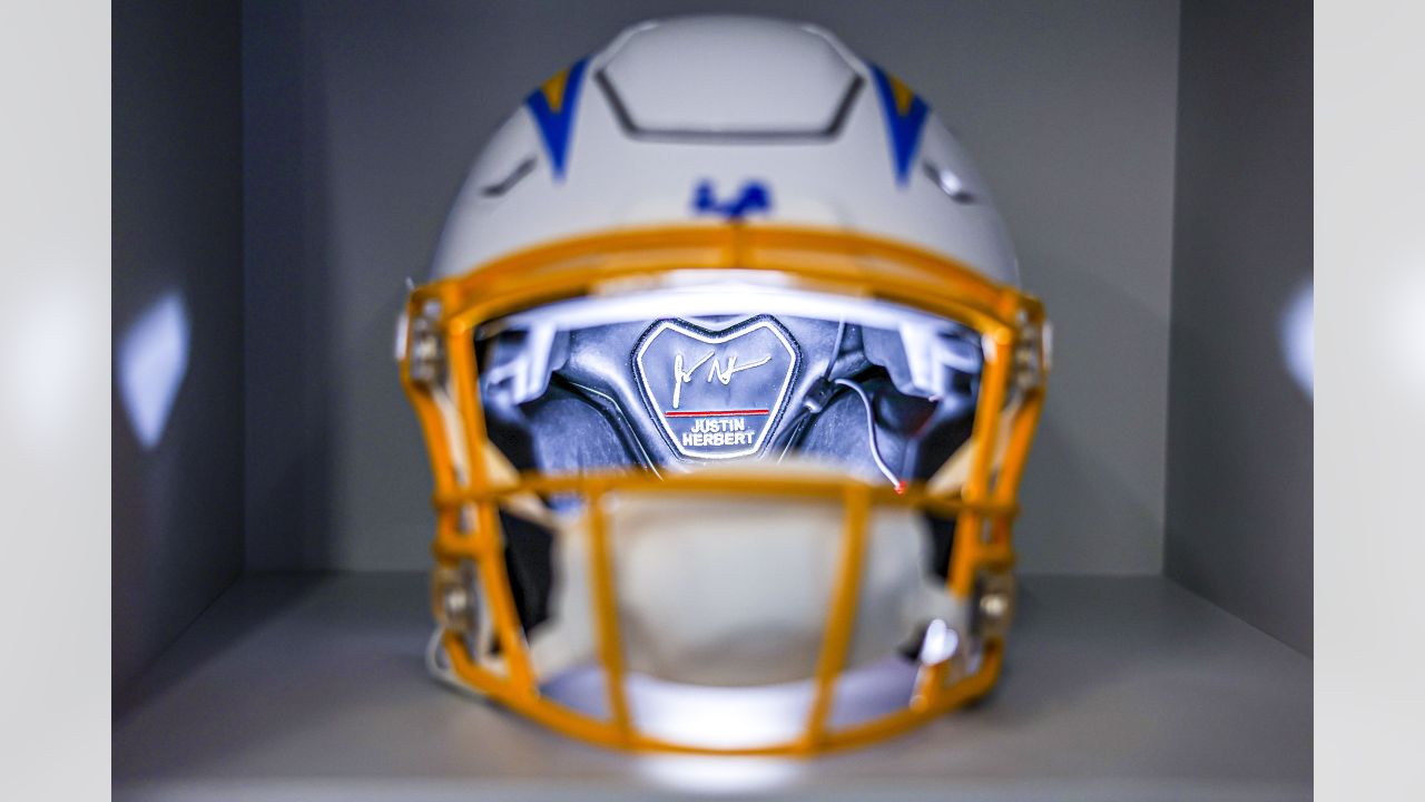 Inglewood, United States. 24th May, 2021. Los Angeles Rams and Los Angeles  Chargers jerseys on display at the Equipment Room team store atf SoFi  Stadium, Monday, May 24, 2021, in Inglewood, Calif.