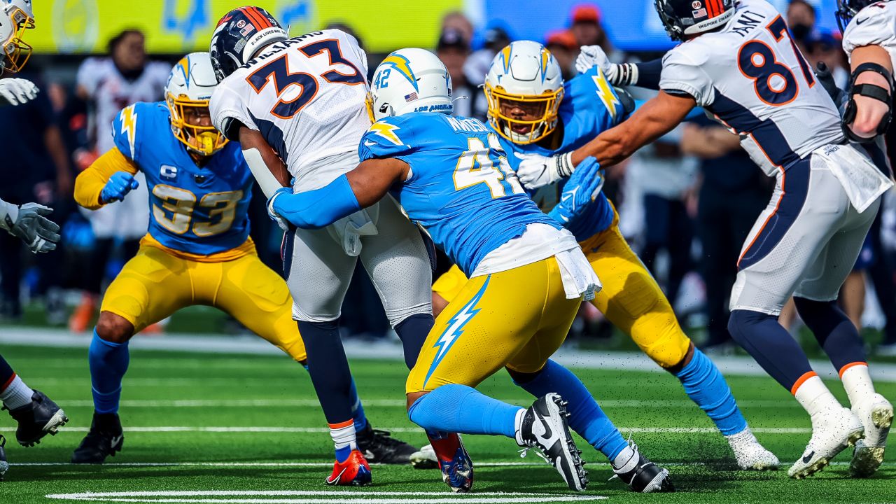 Chargers dominate Broncos in 34-13 loss