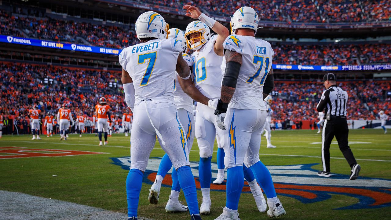 Chargers vs Broncos Prediction,Odds and Picks, Jan. 08