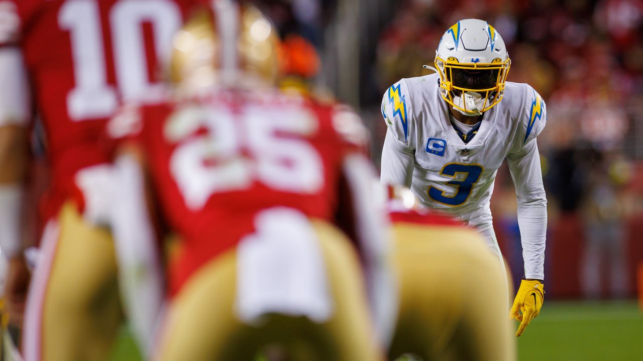 NFL Uniform Bracket: Chargers' powder blue uniform takes tournament crown 