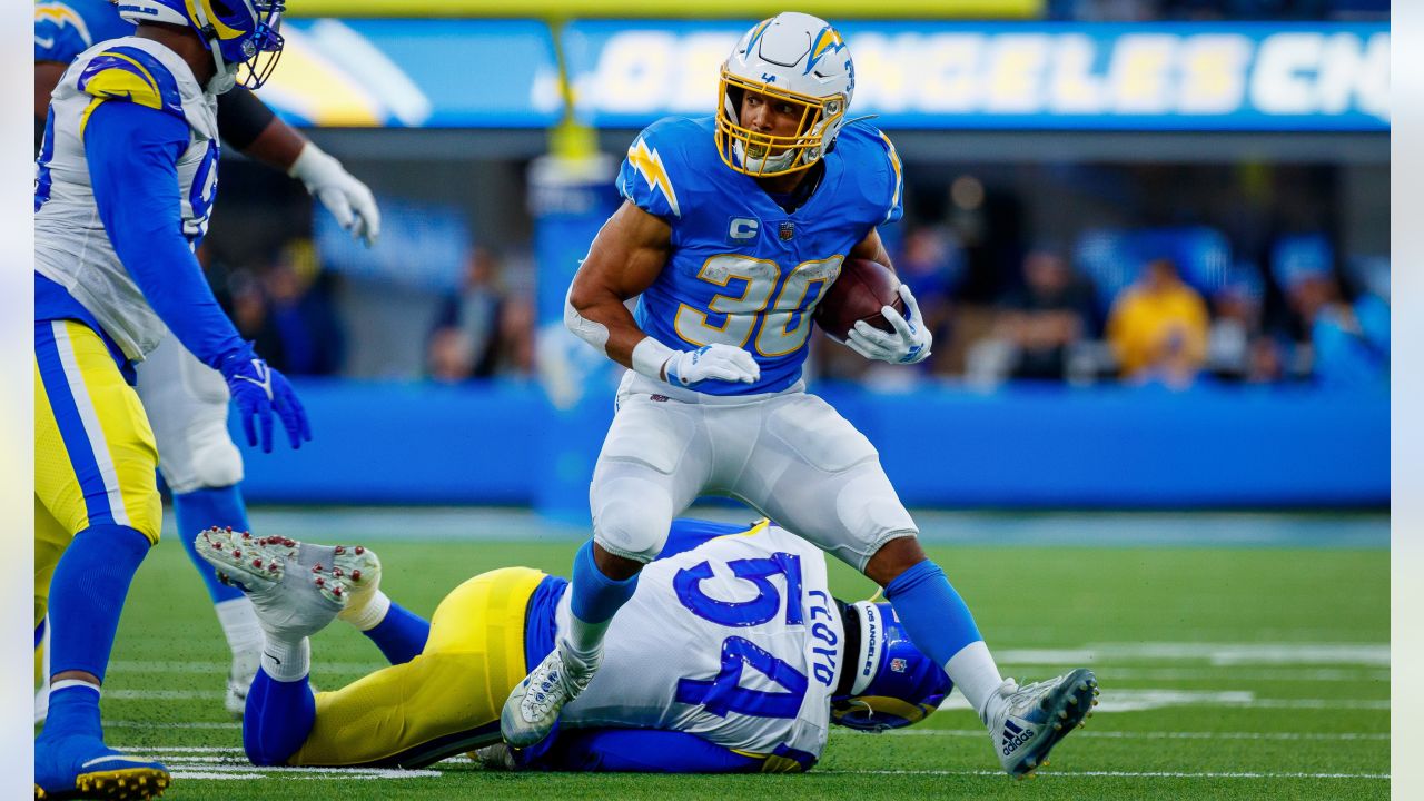 Chargers vs. Rams Recap: Rookies take charge in 34-17 victory - Bolts From  The Blue