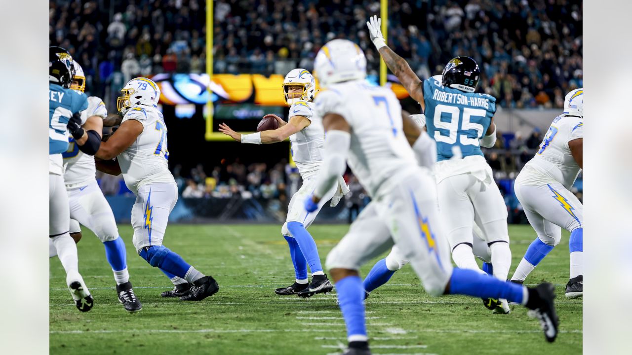 Los Angeles Chargers center Will Clapp (76) warms up before an NFL  wild-card football game against the Jacksonville Jaguars, Saturday, Jan.  14, 2023, in Jacksonville, Fla. (AP Photo/Gary McCullough Stock Photo -  Alamy