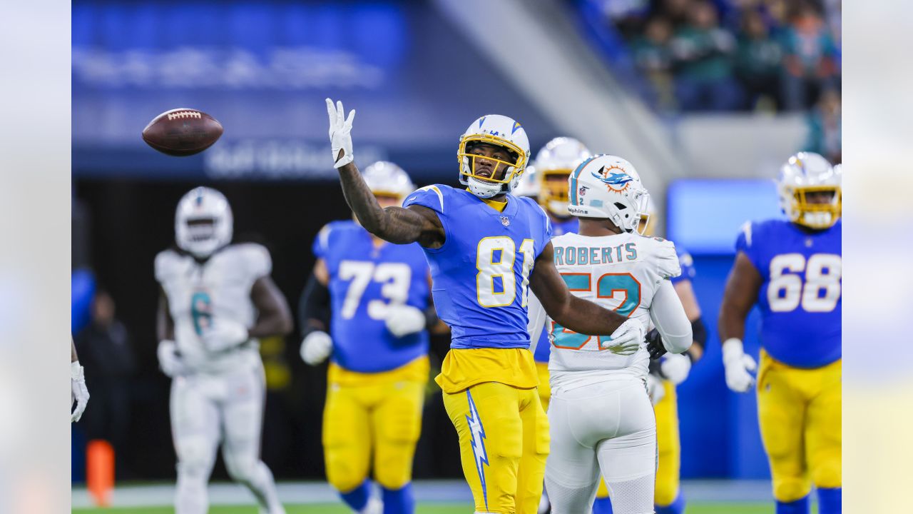 Chargers vs. Dolphins Game Preview: Bolts must match Miami's aggressive  passing attack in primetime battle - Bolts From The Blue