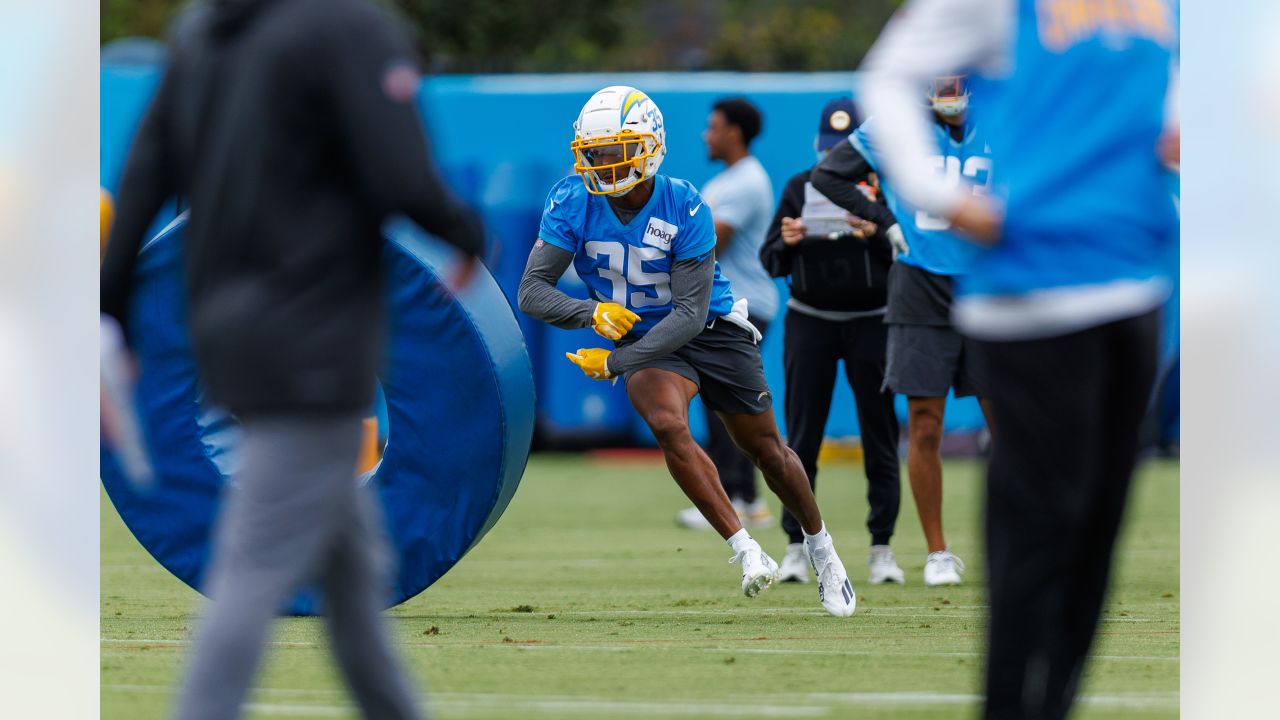 Chargers left tackle Rashawn Slater feeling '100 percent' - ESPN