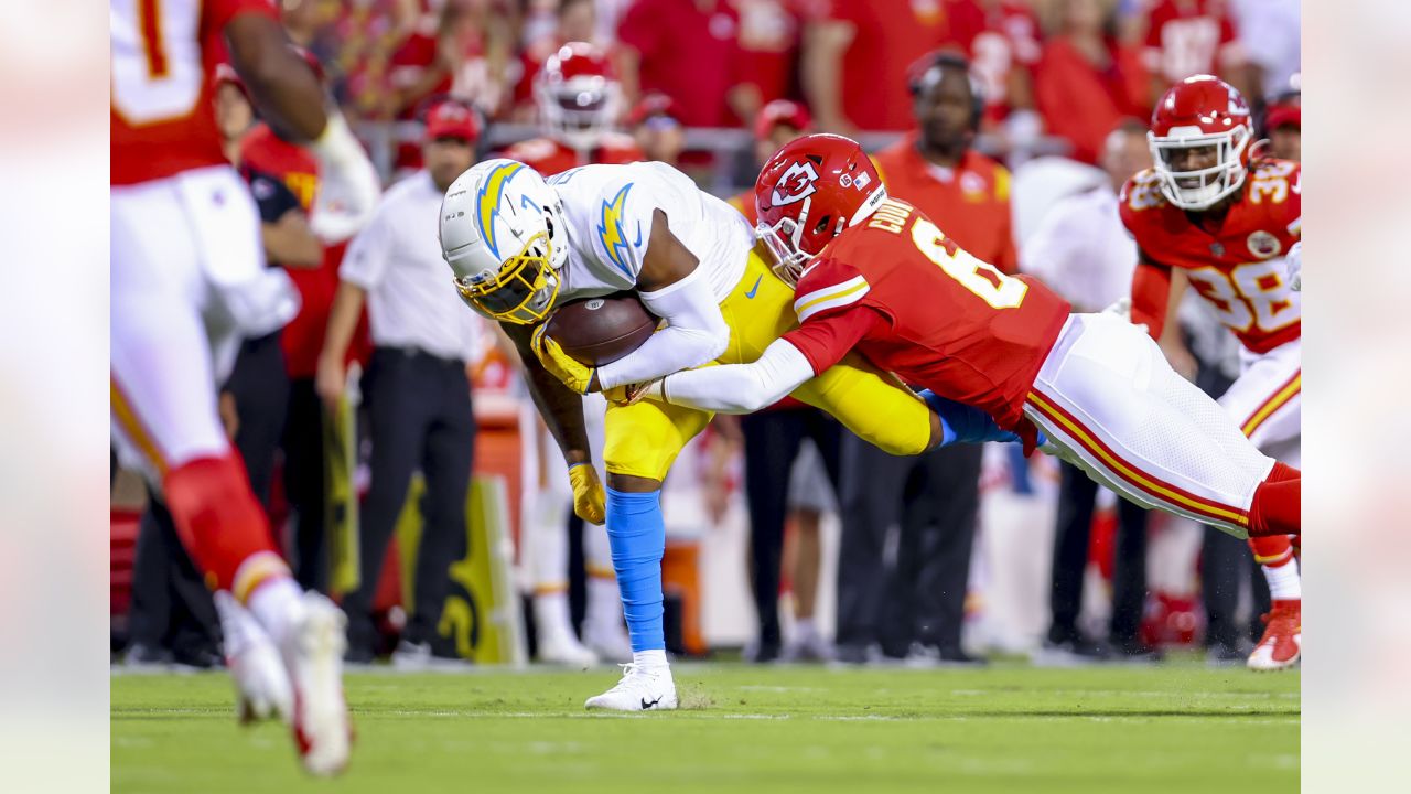 13,096 Chiefs Chargers Stock Photos, High-Res Pictures, and Images