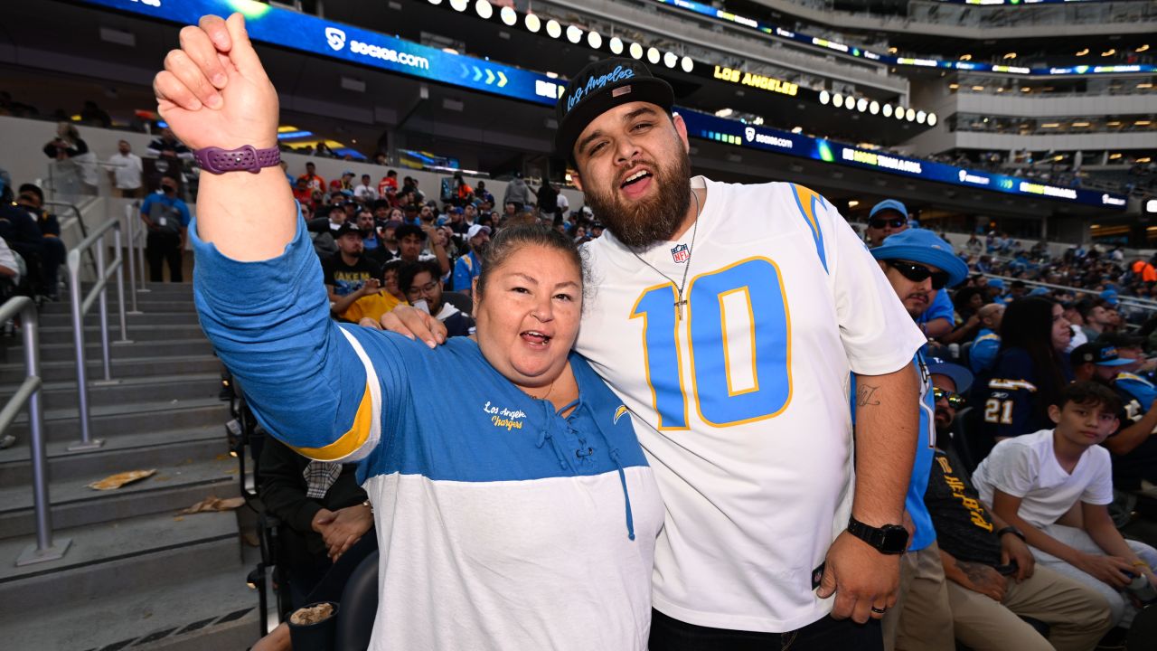 Chargers Offer Open House At SoFi For DraftFest Event - East L.A. Sports  Scene