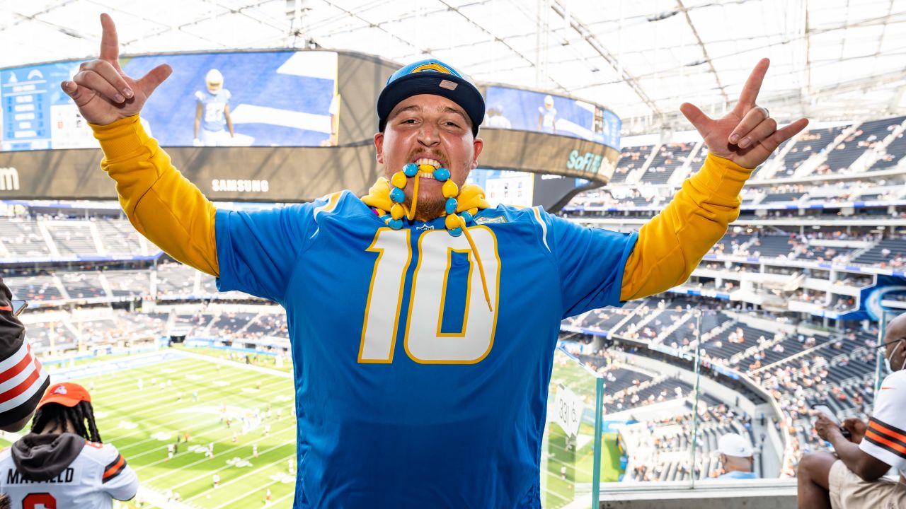 Bolts Business Highlights: Bolt Fam Packs SoFi Stadium on Sunday