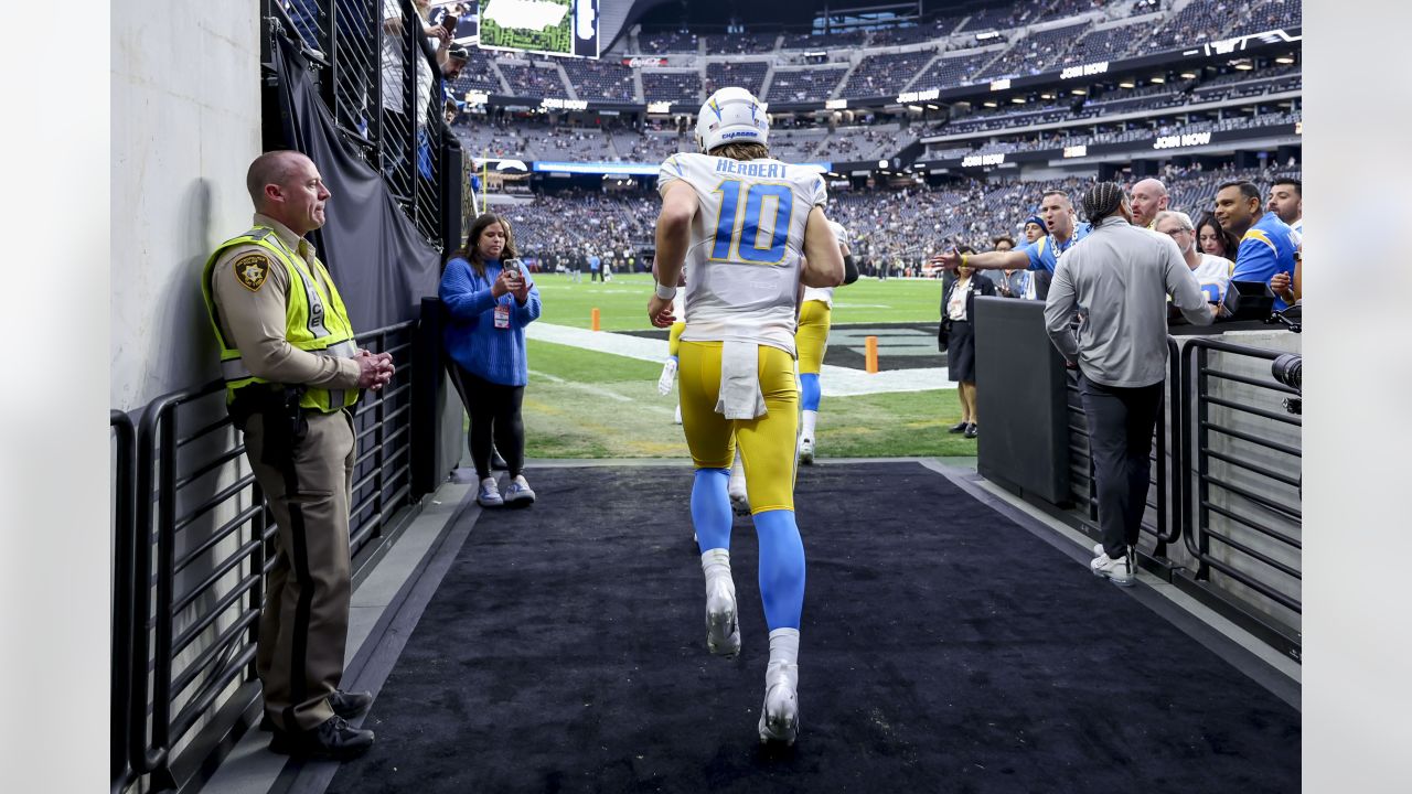 Resumen y anotaciones: Los Angeles Chargers 20-27 Las Vegas