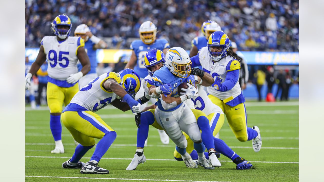 Live In-Game Updates: Los Angeles Chargers vs. Los Angeles Rams Week 17 -  Sports Illustrated Los Angeles Chargers News, Analysis and More